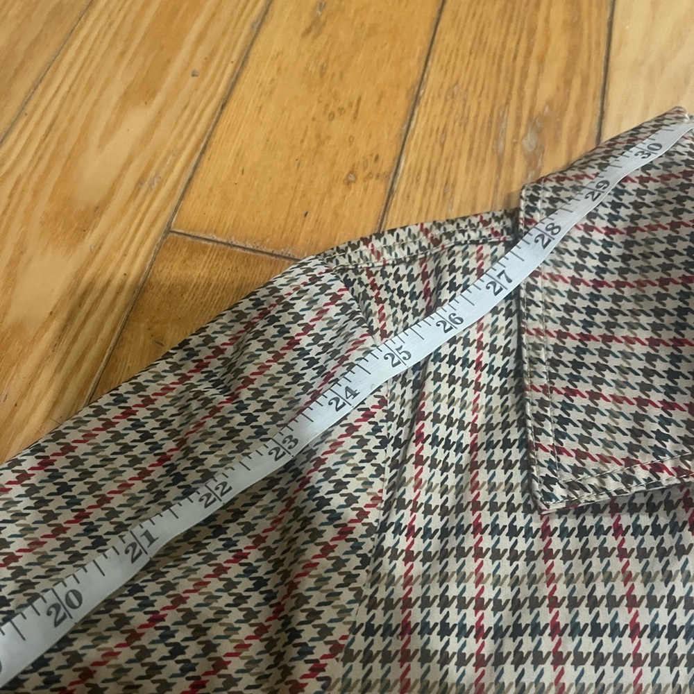 New! 💫 Cabi Sherlock Houndstooth Trench 🕵️♀️🔎 - Picture 4 of 14